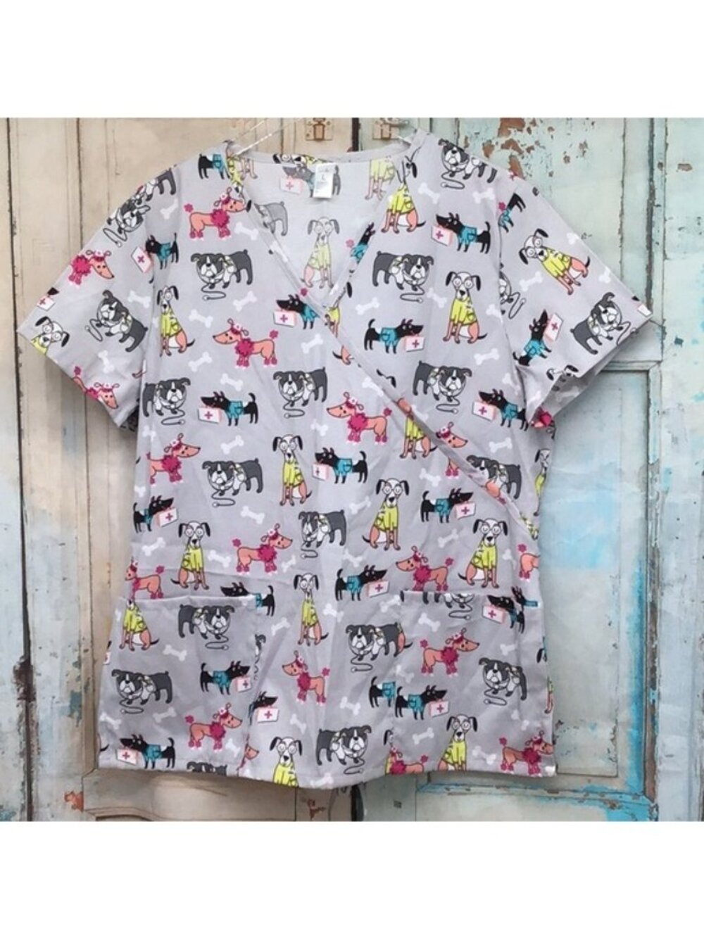 Just Be Womens Veterinary Dog Print Scrub Top Gray V-Neck Short Sleeve Size L